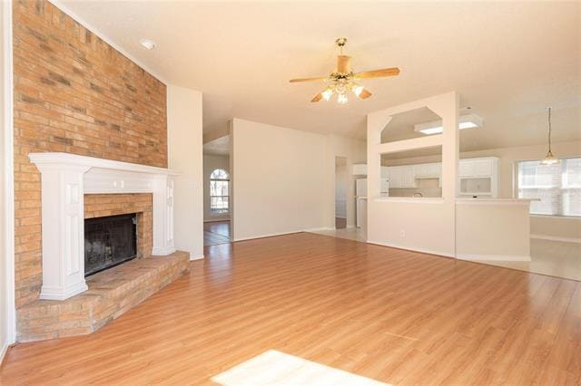 Building Photo - 1524 Balboa Ln