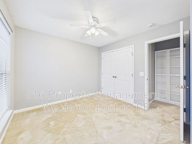 Building Photo - 8164 Drury Ave