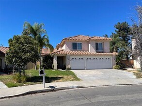 Building Photo - 15905 Oro Glen Dr