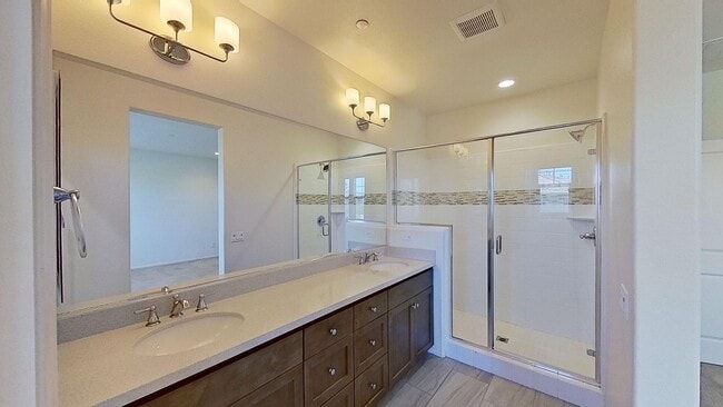 Building Photo - Large 2 Bedroom Townhome at The Village, L...