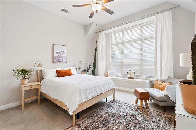 Building Photo - 4520 Del Rey Ave