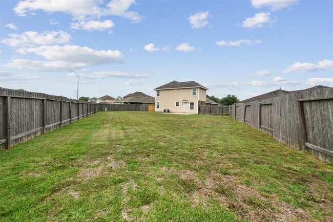 Building Photo - 5626 Abundant Life Ln