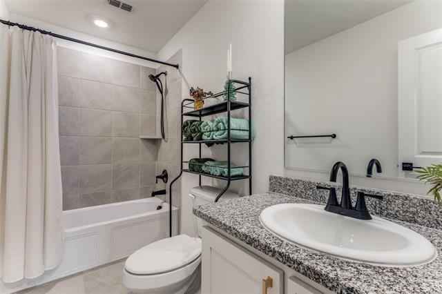 Building Photo - 9841 Papillion Wy