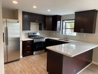 Building Photo - 1806 Soto St