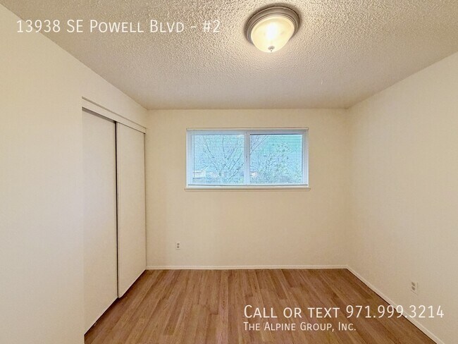 Building Photo - 13938 SE Powell Blvd