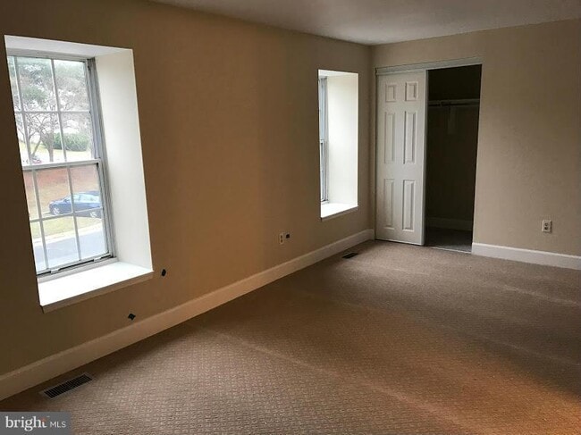 Building Photo - 6182 Martins Landing Ct