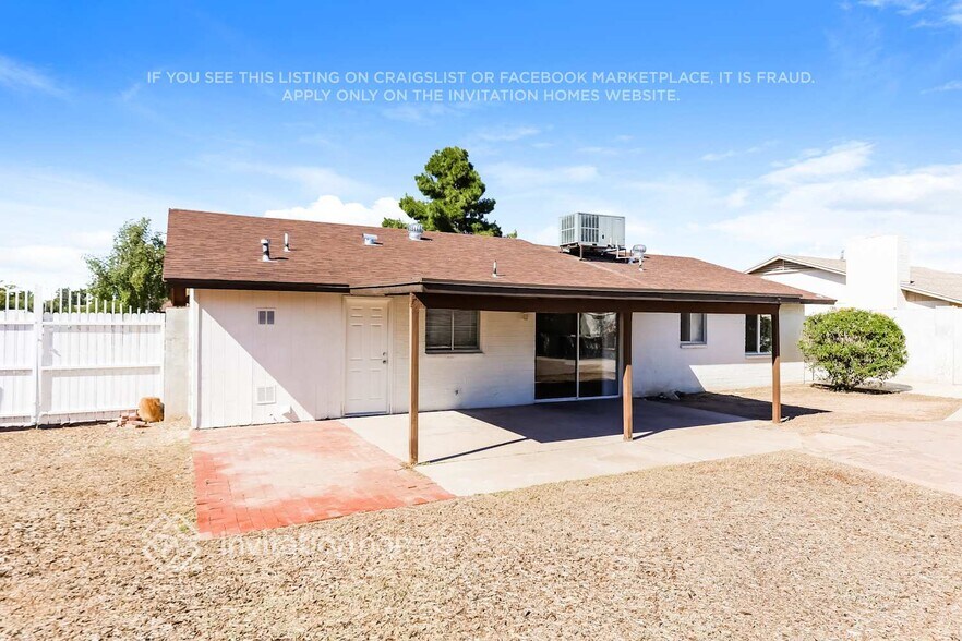 Building Photo - 18401 N 17th Ave