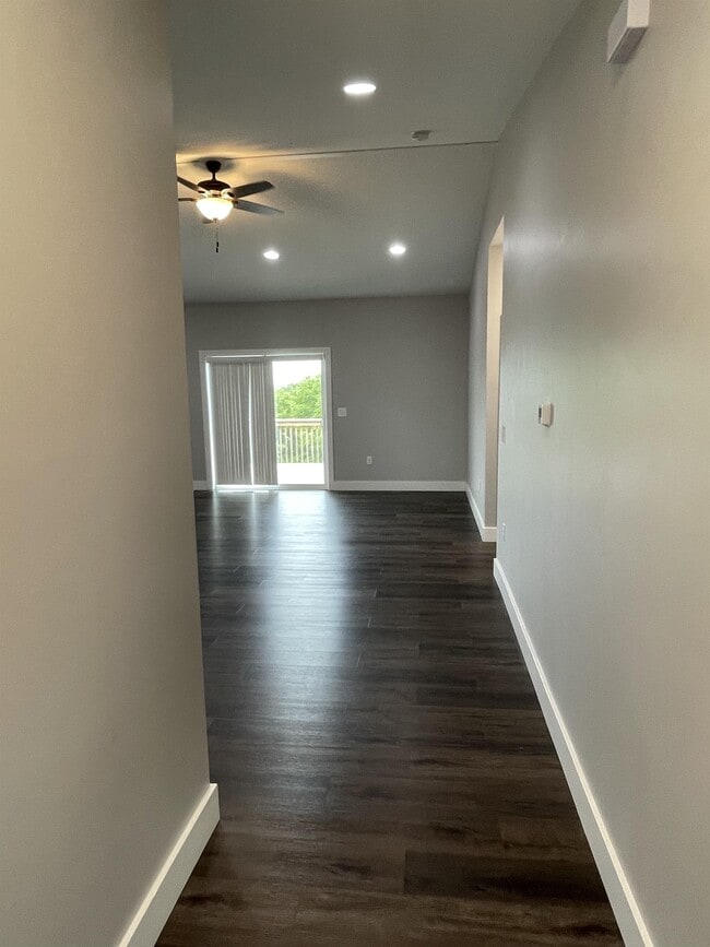 Building Photo - 2685 Millstone Dr