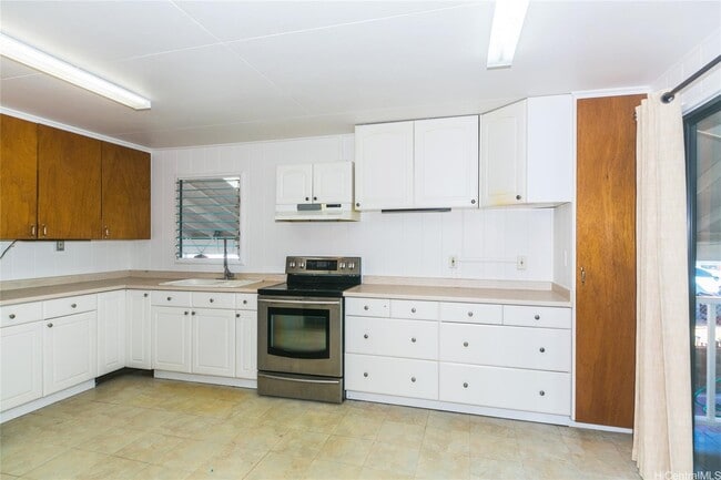 Building Photo - 730 6th Ave