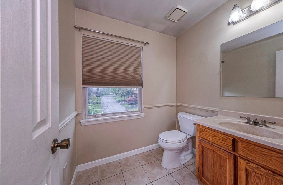 Building Photo - 1342 Quail Run Cir
