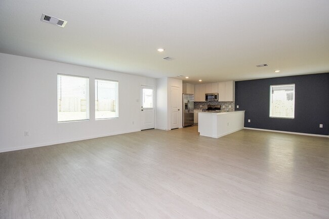 Building Photo - 6850 Flowering Ginger Ln