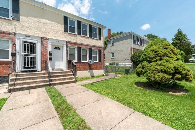 Building Photo - 5410 Belle Vista Ave