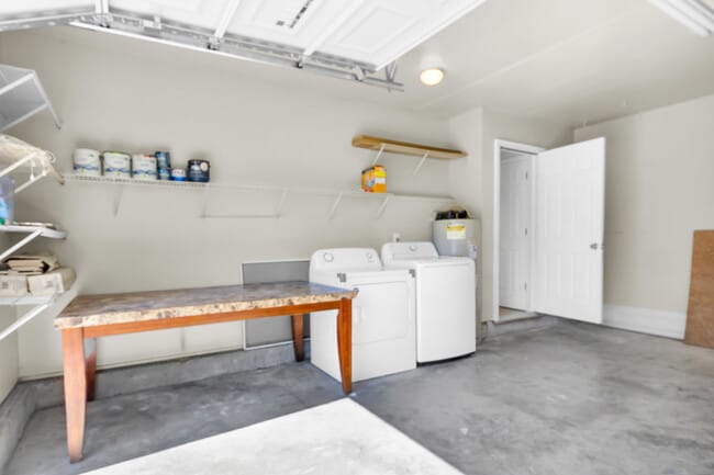 Building Photo - 334 Palamino Trail