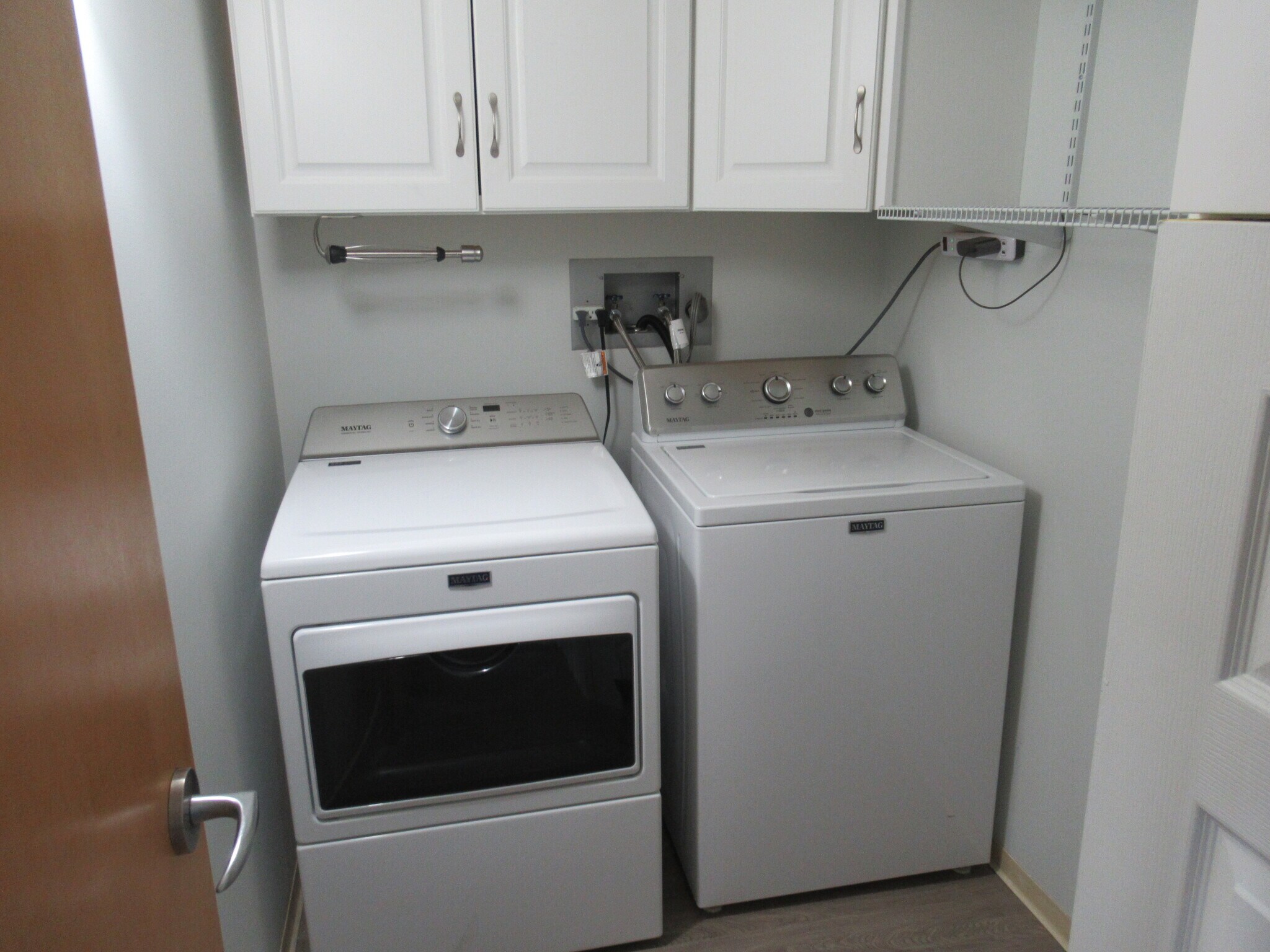 Laundry & Storage - 219 E Grand Ave