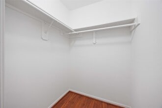 Building Photo - 16710 Cheshire Pl Dr
