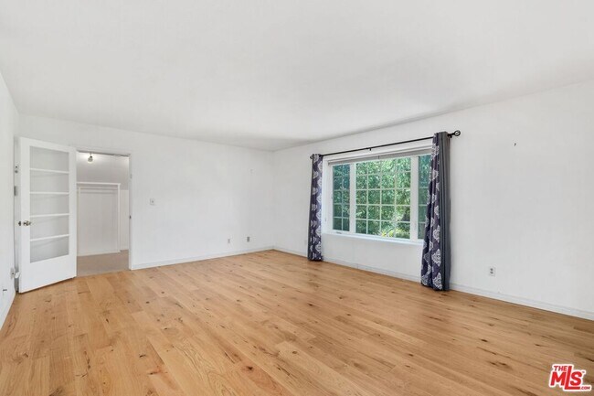 Building Photo - 21663 Ulmus Dr