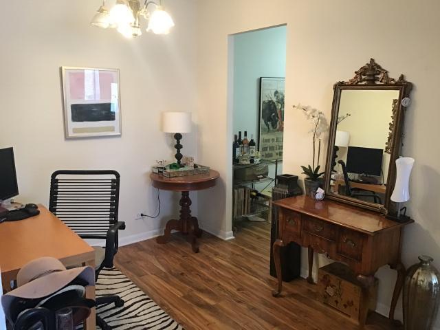 Building Photo - 1 bedroom in Chiago IL 60613