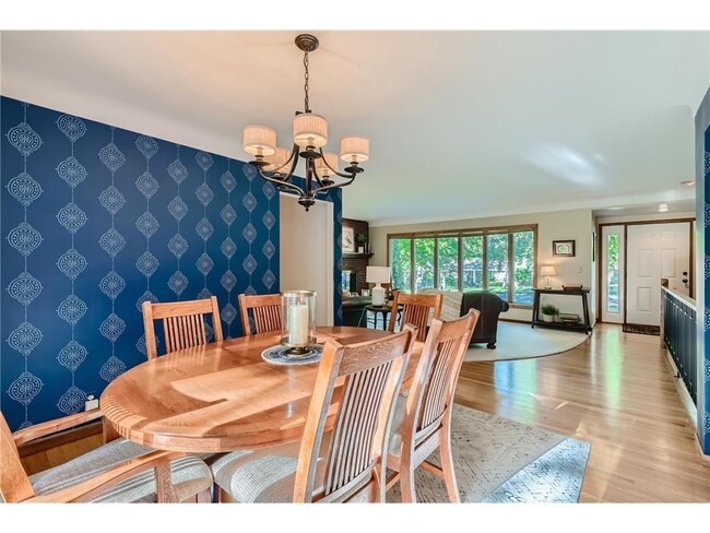Building Photo - 3200 Frear Dr