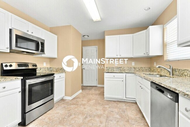 Building Photo - 3 Bedroom Pet-Friendly Home in Browns Summit, NC with Main Street Renewal
