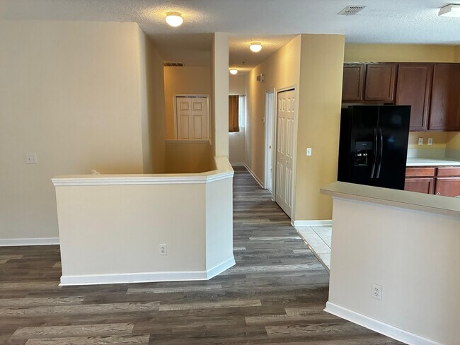 Building Photo - 9358 Scaup Way