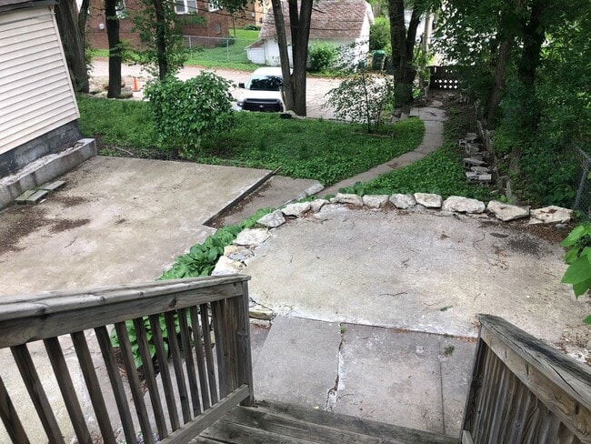 Building Photo - JUNE move in, 6BR house