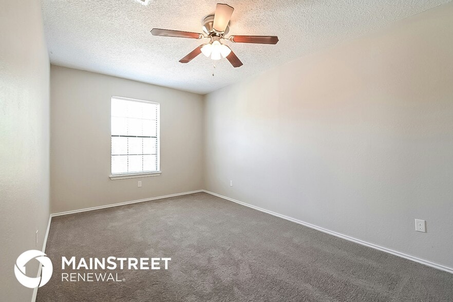 Building Photo - 711 Meadowcreek Ct