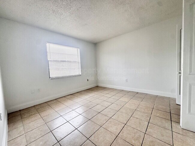 Building Photo - 4179 Corsair Ave