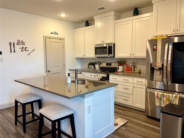 Building Photo - 9025 Swallowtail St