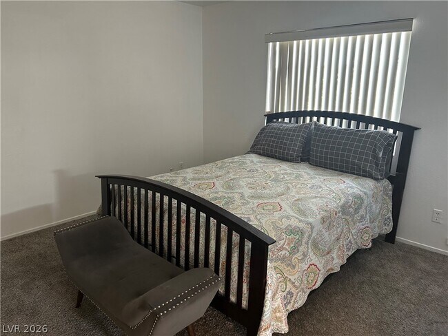 Building Photo - 6672 Golden Pond Cir