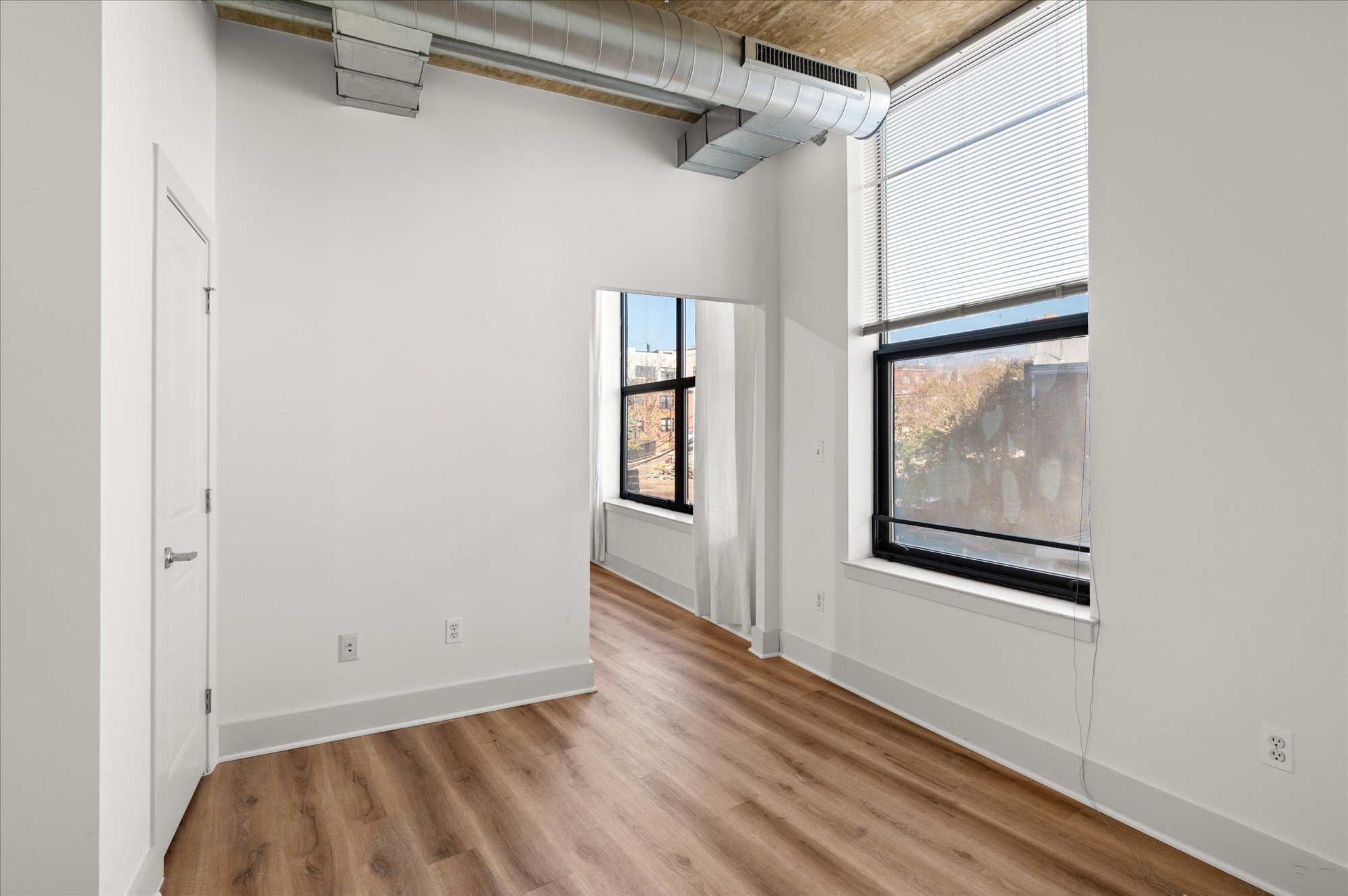 Building Photo - 2301 Champlain St NW