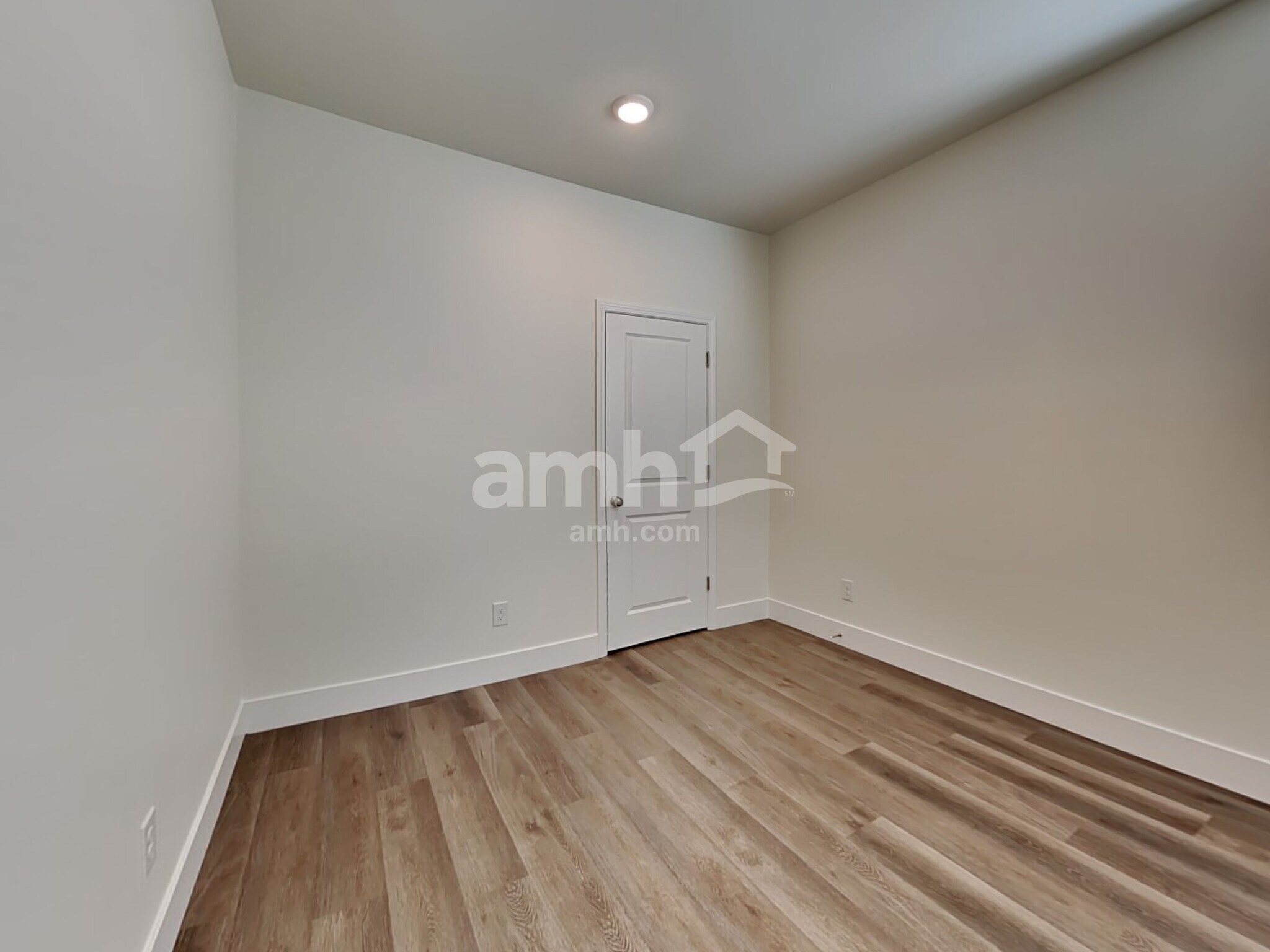 Building Photo - 537 Silverbell Falls Pl