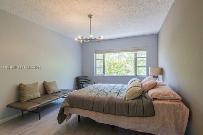 Building Photo - 5840 NE 22nd Way