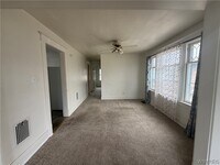 Building Photo - 216 Newburgh Ave