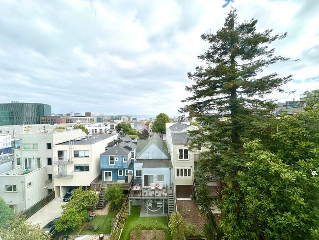 Building Photo - 251 Texas St