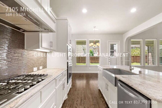 Building Photo - 7105 Mitchell Ct