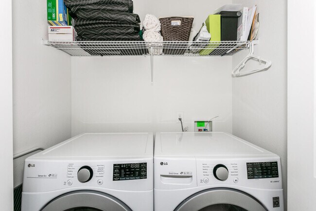 Laundry area - 714 W Main St