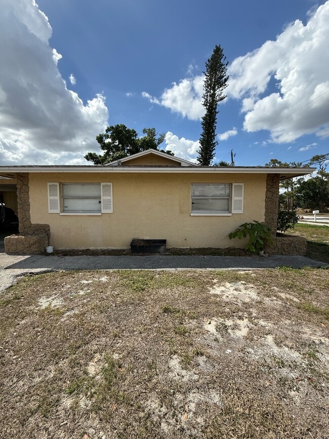 Building Photo - 122 South Rd