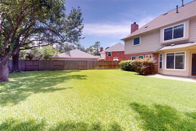 Building Photo - 23027 Lodgepoint Dr