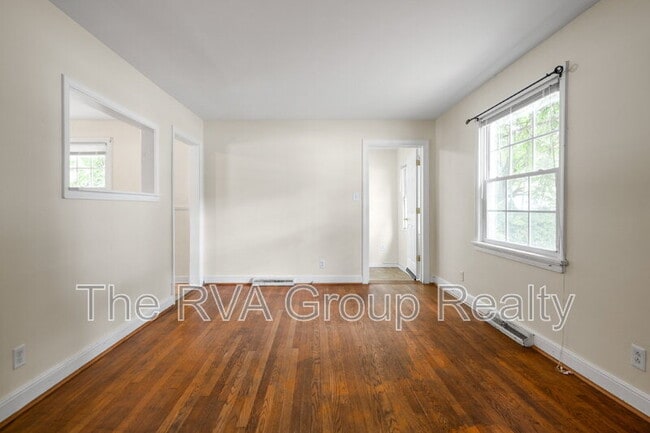 Building Photo - 819 Boroughbridge Rd