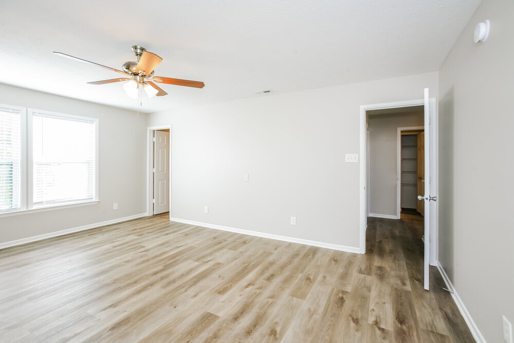 Building Photo - 1445 Bluestem Dr