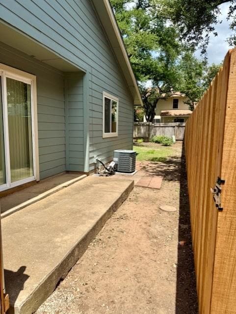 Building Photo - 11900 Tanglebriar Trail