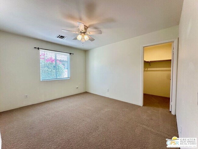 Building Photo - 51220 Avenida Velasco