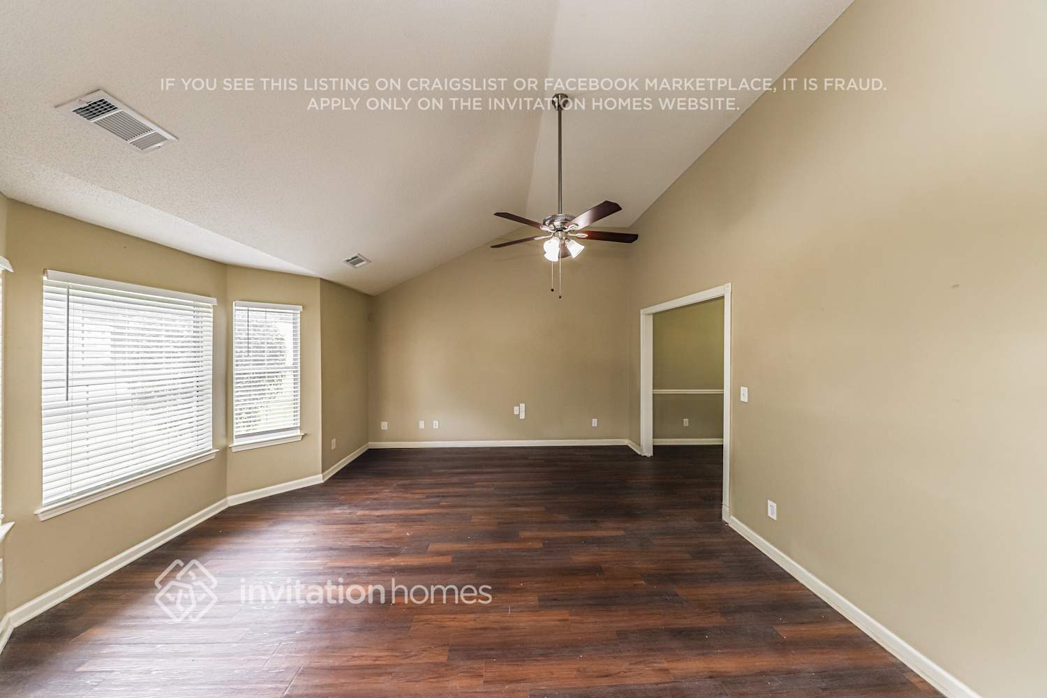 Building Photo - 4185 Soaring Dr