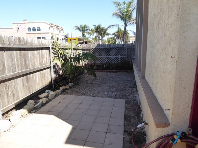 Yard - 214 Melrose Dr