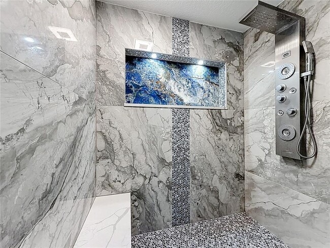 Building Photo - 12844 Oulton Cir