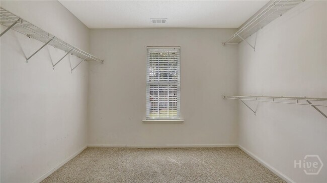 Building Photo - 422 Copper Creek Cir