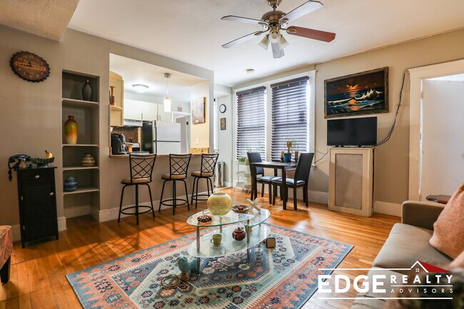 Building Photo - 120 Lanark Rd