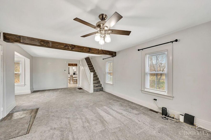 Building Photo - 45 S Lake Ave