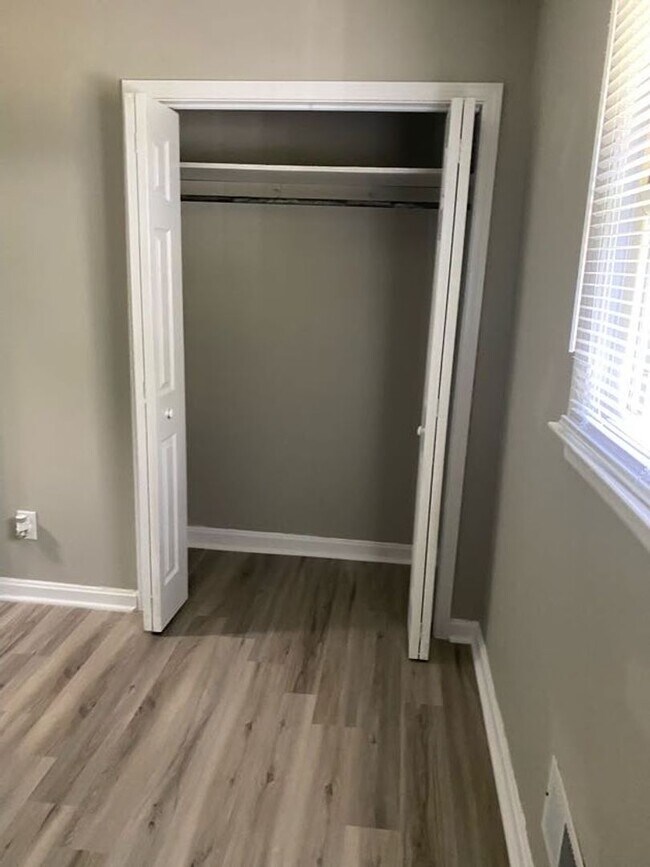 Building Photo - Beautiful Home FOR RENT