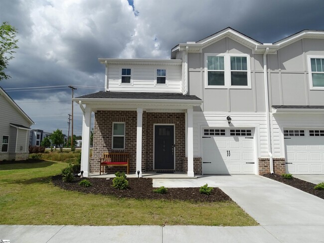 Building Photo - 146 Bromes Wy